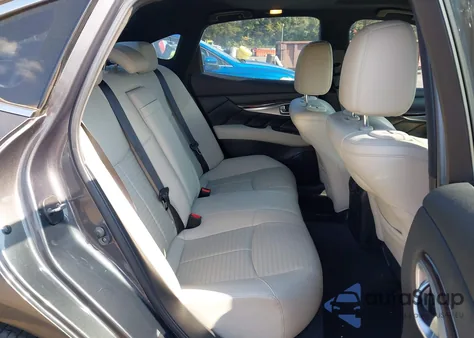 2015 Infiniti Q70 3.7X z USA, uszkodzony, nr VIN JN1BY1AR3FM560359